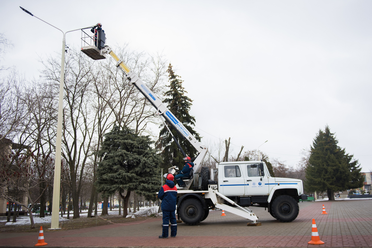 В 2024 году белгородские энергетики смонтировали в регионе 2129 светильников наружного освещения.