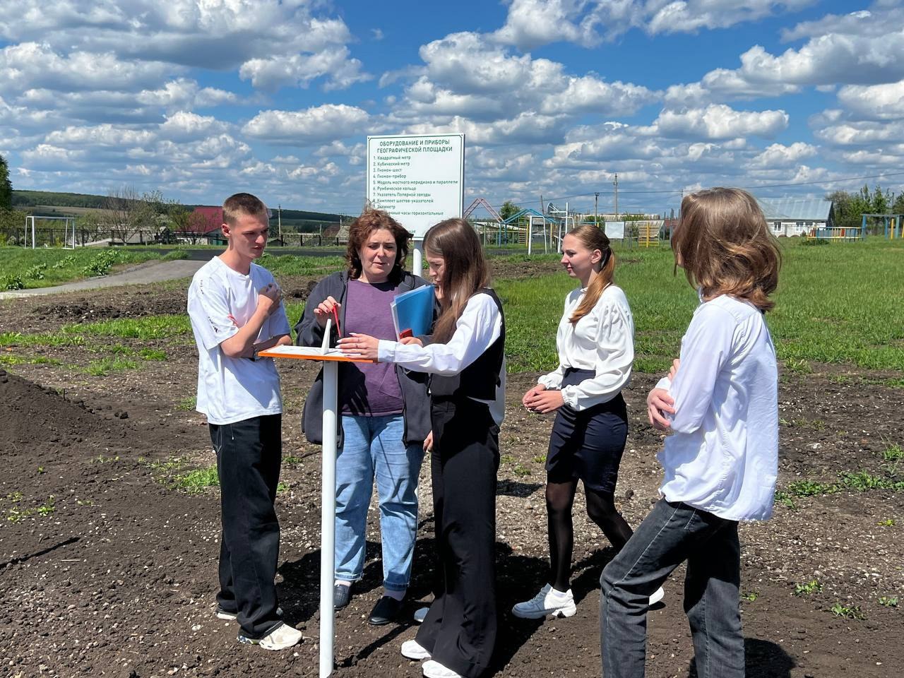 Реализация проекта «Школа под открытым небом» в Большетроицкой школе.
