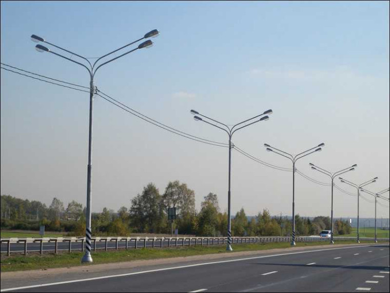 В текущем году на автодороге Белгород–Шебекино–Волоконовка, на участке Шебекинской объездной запланировано строительство сетей наружного освещения.