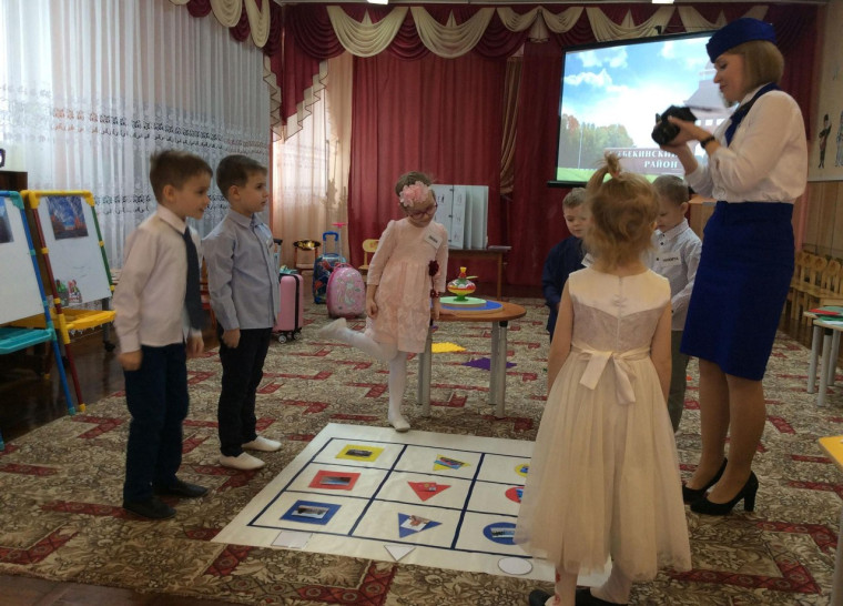 Конкурс «Воспитатель года России - 2024» продолжается. Конкурс «Воспитатель года России - 2024» продолжается.