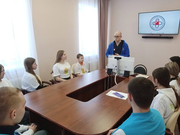 Образовательное занятие для учеников медицинского класса состоялось в Шебекинском округе. Образовательное занятие для учеников медицинского класса состоялось в Шебекинском округе.