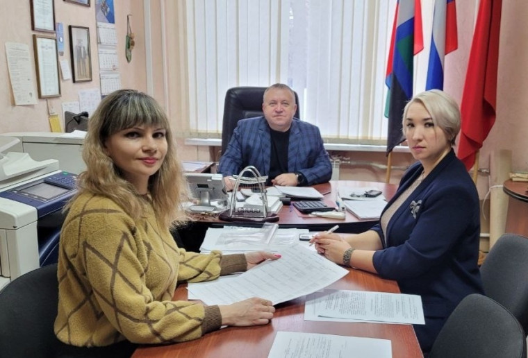 Шебекинская ТИК проводит Рабочие встречи с представителями политических партий.