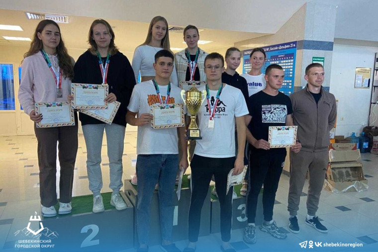 Шебекинские спортсмены заняли первое общекомандное место в Спартакиаде среди сборных команд муниципальных районов и городских округов Белгородской области по плаванию.