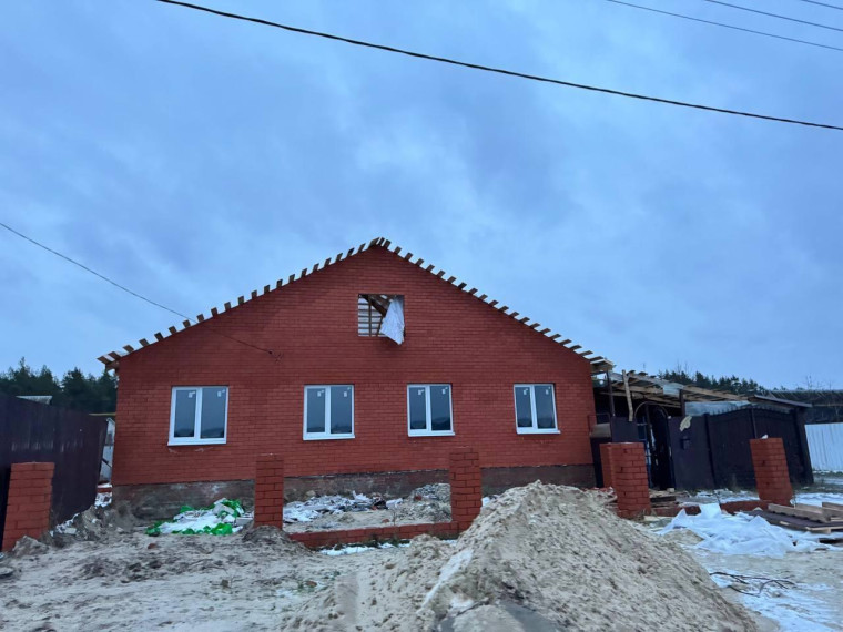 Вячеслав Гладков провёл выездную планёрку по восстановлению жилья в Шебекино и Новой Таволжанке.