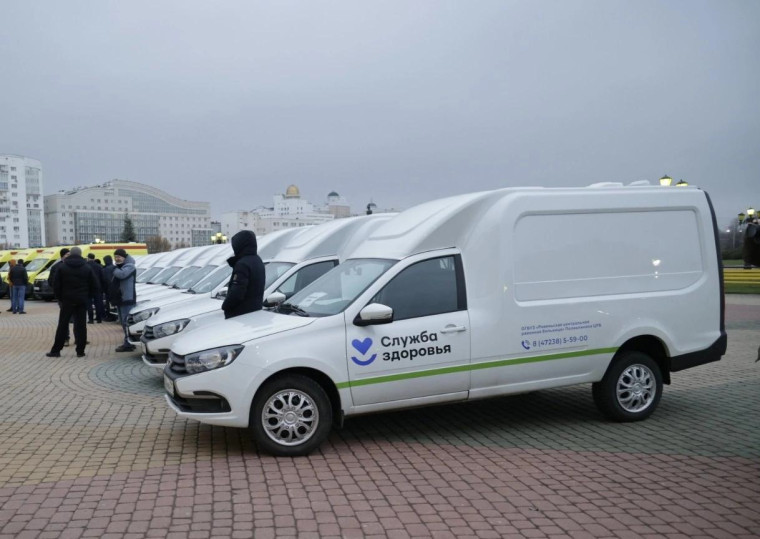 Шебекинская ЦРБ получила три новых автомобиля.