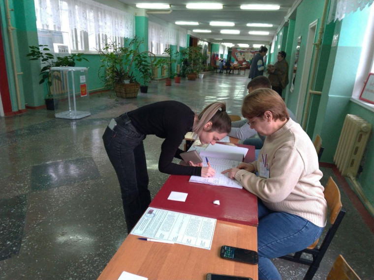 Сегодня на территории Шебекинского городского округа начали свою работу участковые избирательные комиссии.