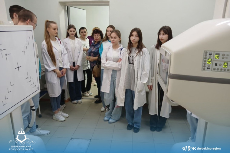 Учащиеся медицинского класса школы № 4 посетили Корочанскую Центральную районную больницу.