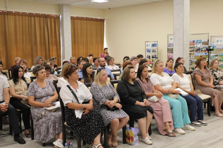 По инициативе Ассоциации 11 июля в Ивнянском районе состоялся круглый стол «Лучшие практики реализации проектов ТОС в муниципальных образованиях Белгородской области».