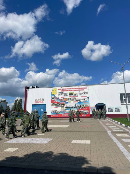 Стартовал новый сезон военно-патриотических сборов «Армата». В этом году в проекте принимают участие студентки Шебекинского агротехнического ремесленного техникума.