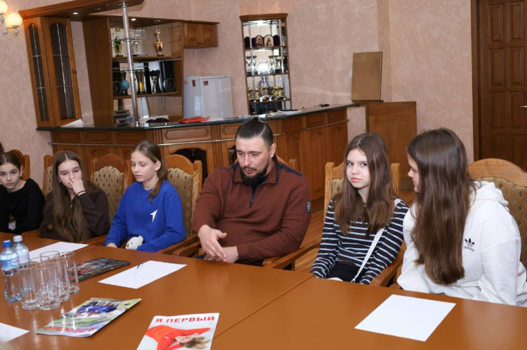 В городе Шебекино на площадке предпринимательской гостиной «Перспектива» состоялась встреча начинающих бизнесменов в формате «Завтрак с предпринимателем». Мероприятие было организовано в рамках деятельности клуба молодых предпринимателей «Действуй»..
