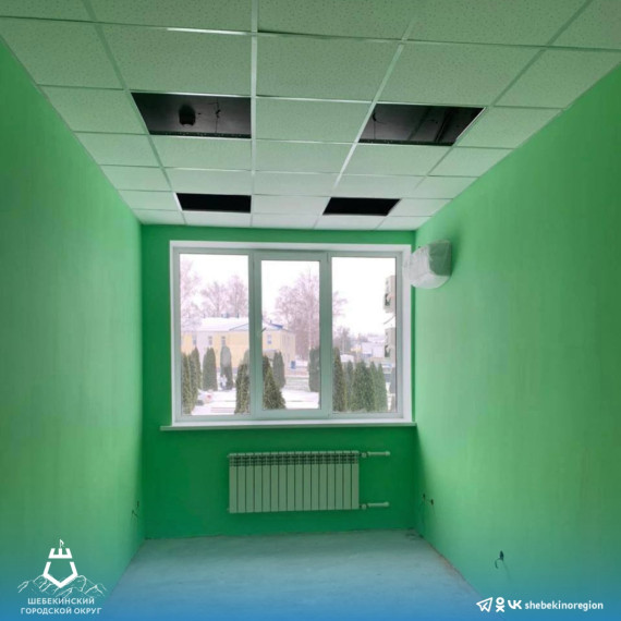 В Большетроицкой больнице строители приступили к внутренней отделке помещений.