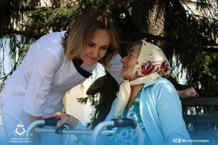 Главный врач Шебекинской больницы победила во Всероссийском фотоконкурсе «Медики на работе».