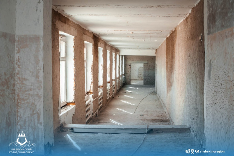 В округе продолжается капитальный ремонт Верхнеберёзовской школы.