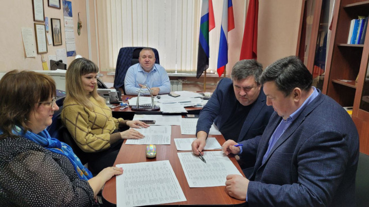 Шебекинская ТИК проводит Рабочие встречи с председателями участковых избирательных комиссий.