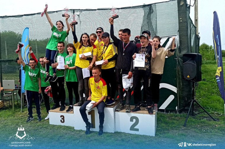 Шебекинские студенты стали бронзовыми призёрами соревнований по военно-спортивному многоборью «Бегут».