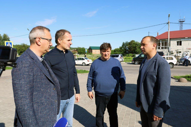 В Шебекинский городской округ доставили три фуры с гуманитарной помощью из Калужской области.